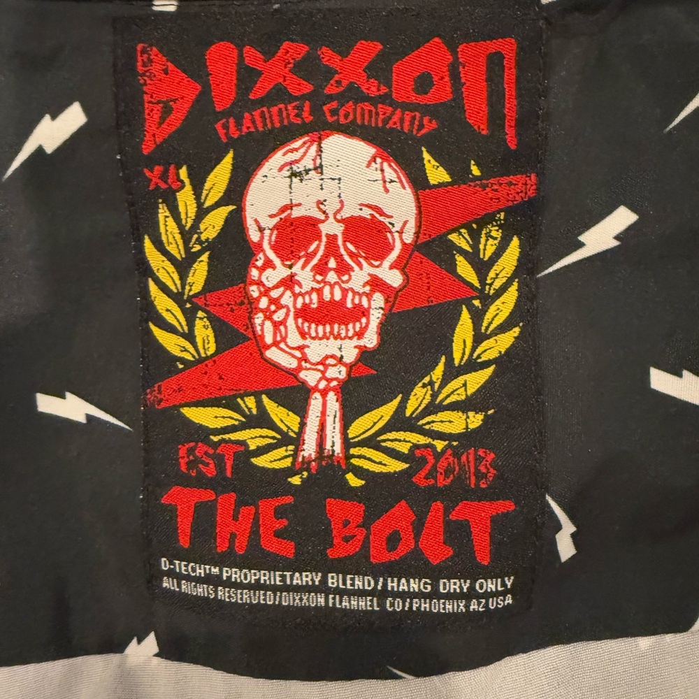 Dixxon  the Bolt party shirt - Black